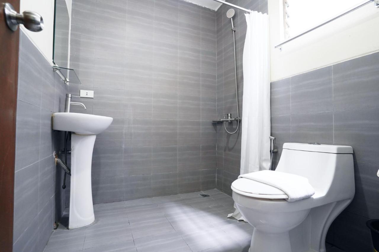 Arzo Hotel Makati Μακάτι Εξωτερικό φωτογραφία